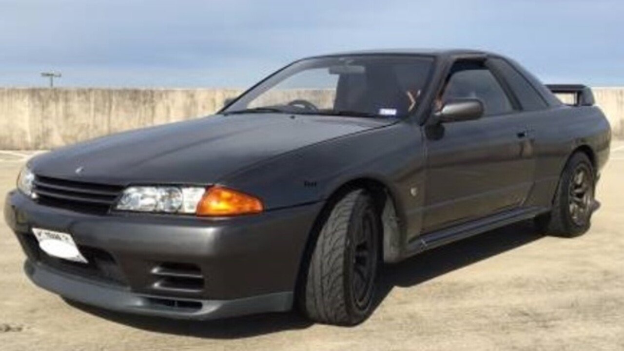 Nissan skyline 1990